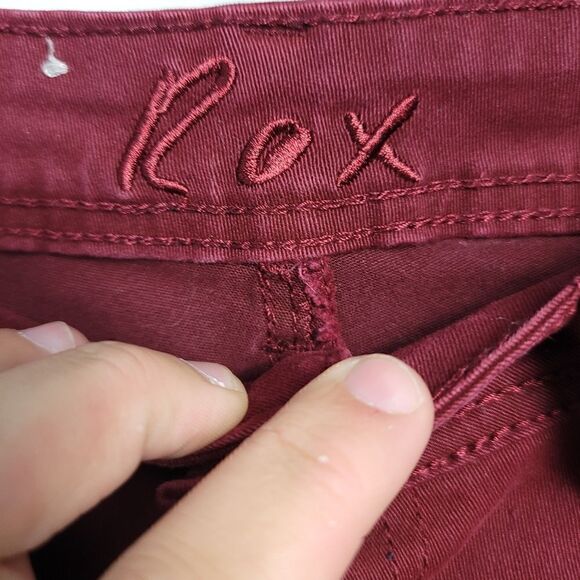 JUNIORS ROX DENIM Skinny Jeans - Picture 4 of 10